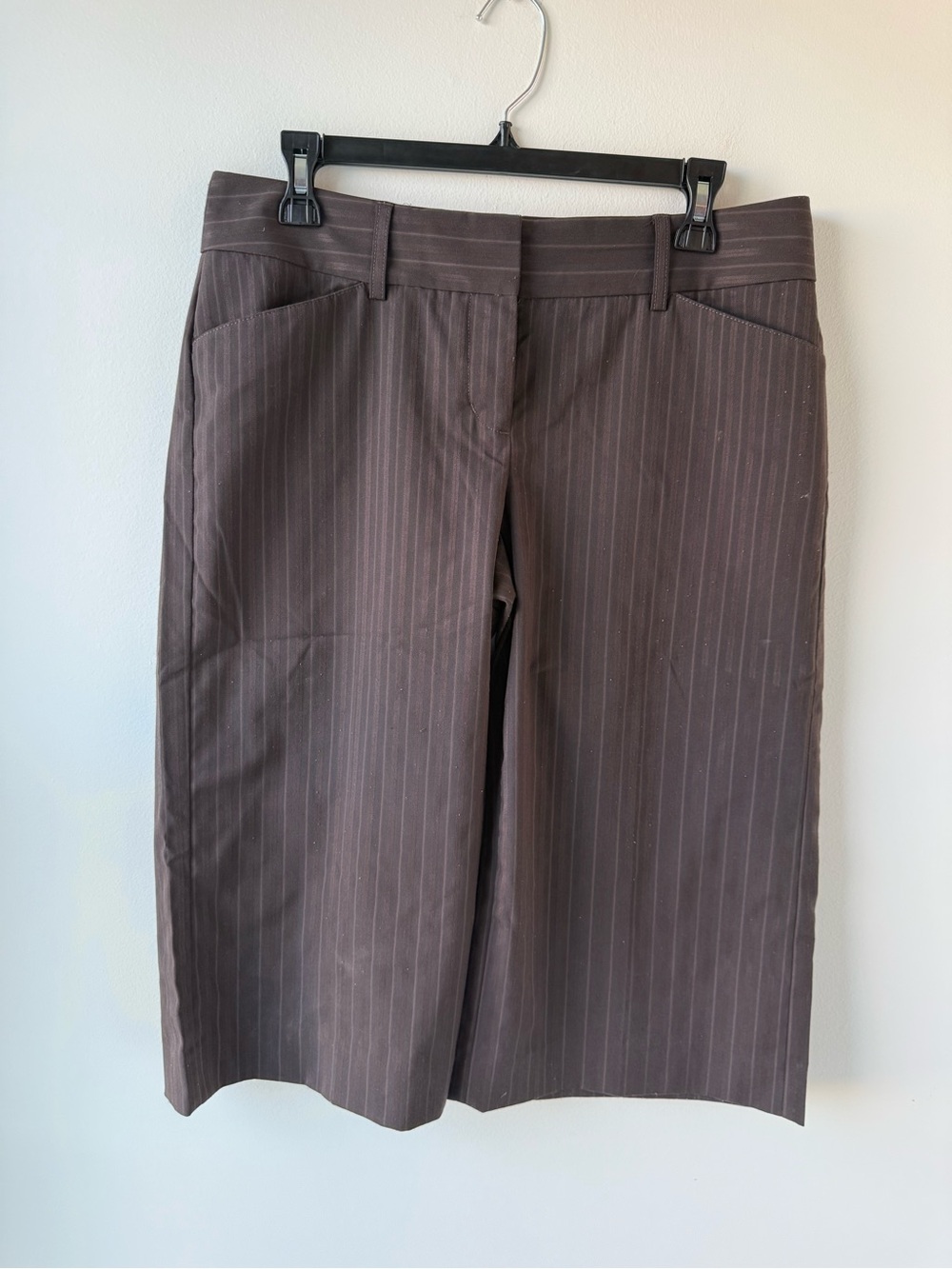 Express Editor Brown Pinstripe Capris